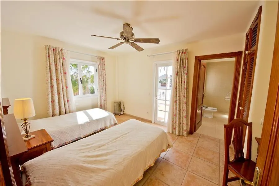 Villa Luz De La Fragata - 4 Bedroom Villa - Great Pool Area - Perfect For Families Costa Teguise Spain