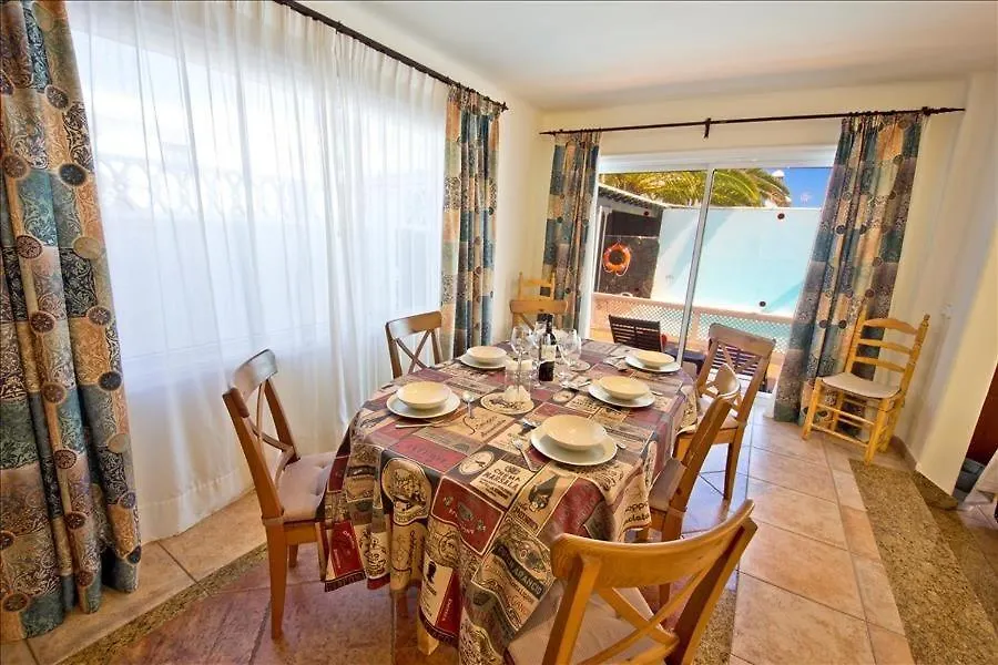 Villa Luz De La Fragata - 4 Bedroom Villa - Great Pool Area - Perfect For Families Costa Teguise Spain
